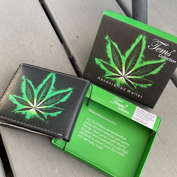 TEMS COLLECTION HEMP WALLET BRAND NEW IN BOX - Picture 5 of 5